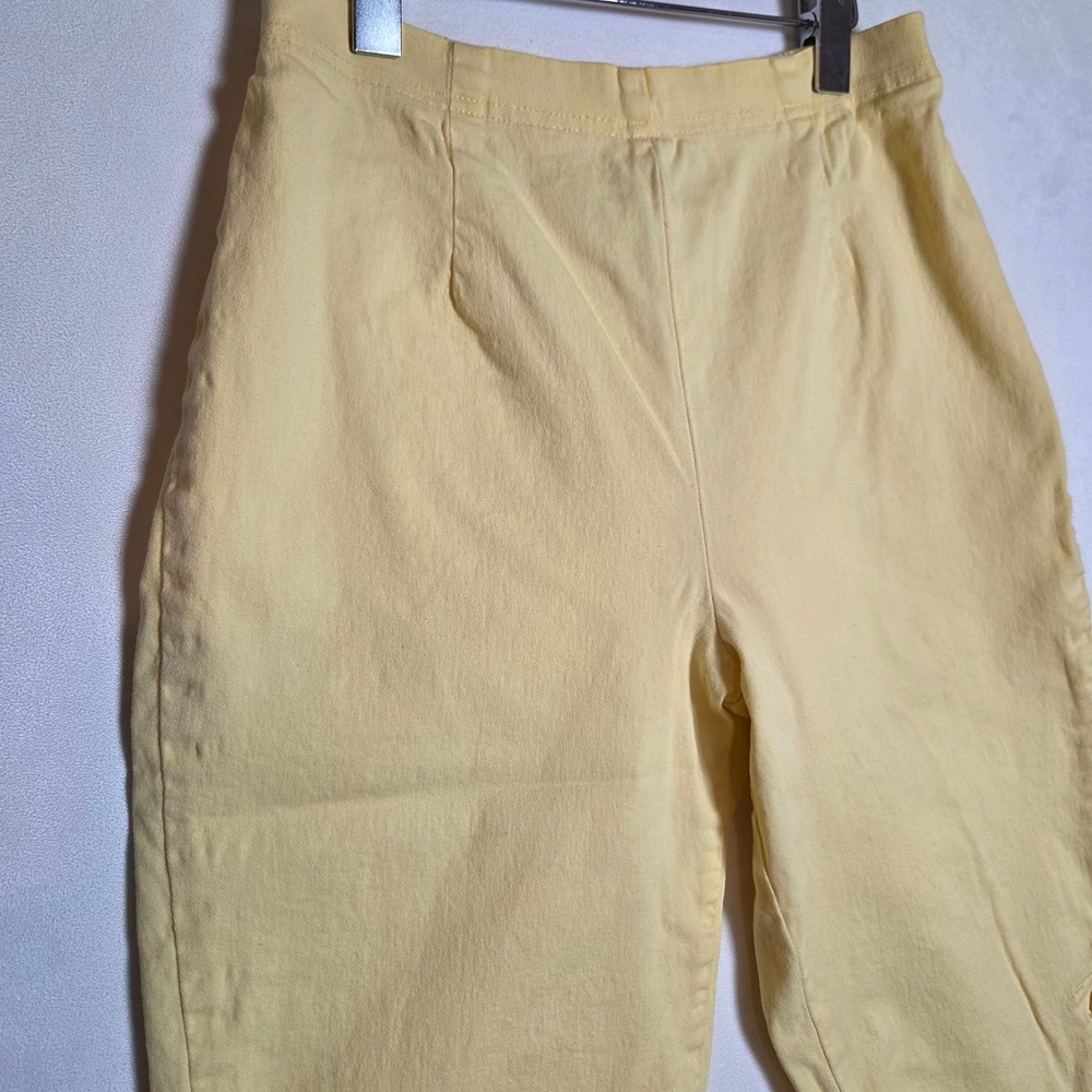 Denim & Co Vintage Capri Pants Women M Butter Yellow Wide Leg Button Hem 90s